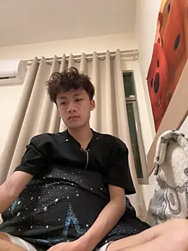 sexyboy-3525 online show from 3, 4, 2026