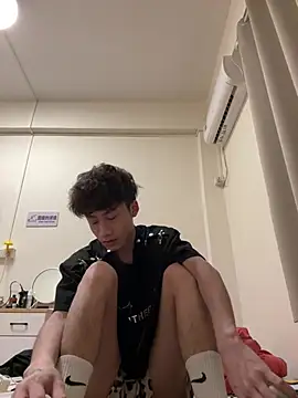 sexyboy-3525 online show from 6, 6, 2026