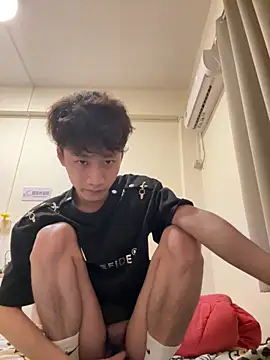 sexyboy-3525 online show from 7, 6, 2026
