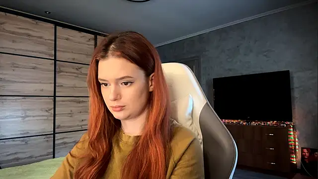 FoxyEmma online show from 13, 4, 2026