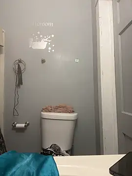 Sweetie8582 online show from 5, 4, 2026