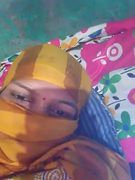 riyaa sexyy online show from 23, 4, 2026