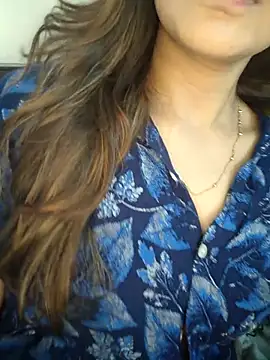 Snapshot of riyaa_sexyy chatting on 14, 7, 2026 riyaa sexyy online show from 14, 7, 2026