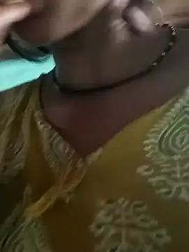 Snapshot of riyaa_sexyy chatting on 7, 7, 2026 riyaa sexyy online show from 7, 7, 2026
