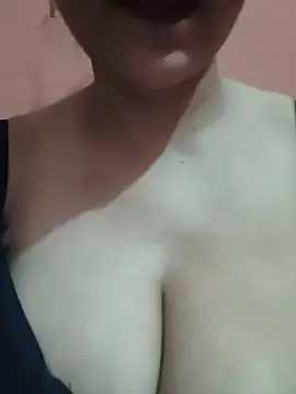 Snapshot of ZOYA_KHAN-123 chatting on 11, 7, 2026 ZOYA KHAN-123 online show from 11, 7, 2026