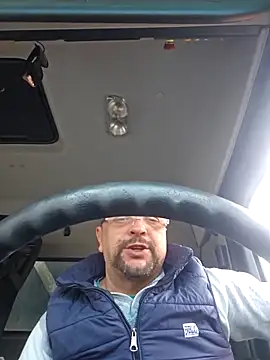 Cristo1982 online show from 6, 4, 2026