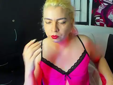Snapshot of angellfemboy chatting on 24, 5, 2026 angellfemboy online show from 24, 5, 2026