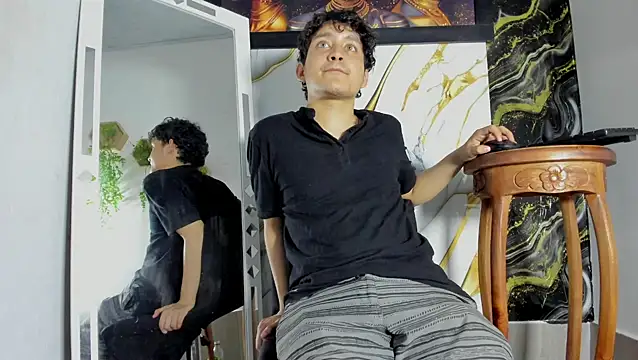 eros fangs online show from 15, 4, 2026