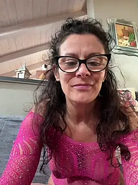 Snapshot of antonella_524 chatting on 13, 5, 2026 antonella 524 online show from 13, 5, 2026