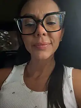 Snapshot of SofiParma chatting on 7, 6, 2026 SofiParma online show from 7, 6, 2026