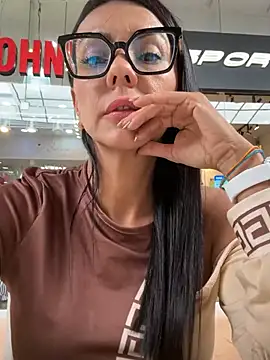 Snapshot of SofiParma chatting on 30, 5, 2026 SofiParma online show from 30, 5, 2026
