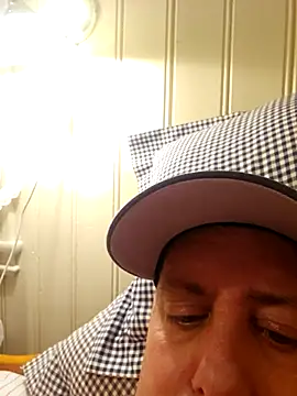 Hot Martin 48yrs online show from 31, 3, 2026