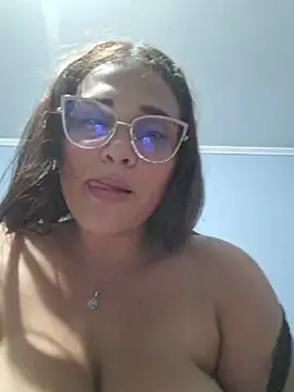 latin boobs online show from 3, 4, 2026