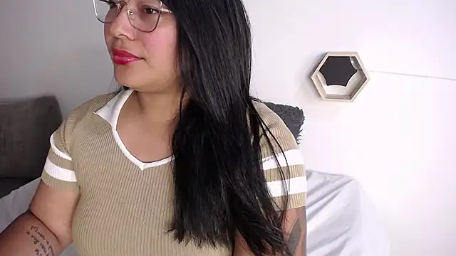 cataleyarosellee online show from 21, 4, 2026