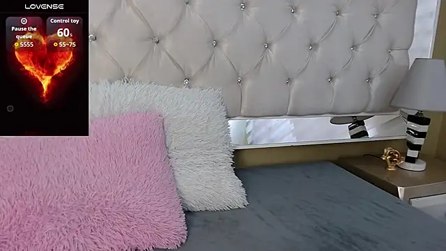 Snapshot of MistressNyx_ chatting on 6, 5, 2026 MistressNyx online show from 6, 5, 2026