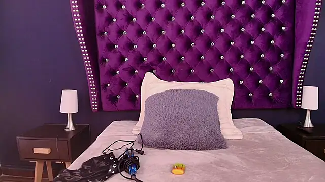 Snapshot of MistressNyx_ chatting on 2, 4, 2026 MistressNyx online show from 2, 4, 2026