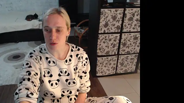 Snapshot of Sweet_hot_shrmp chatting on 1, 6, 2026 Sweet hot shrmp online show from 1, 6, 2026