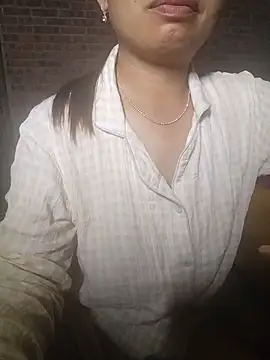 Snapshot of cat-kat chatting on 11, 6, 2026 cat-kat online show from 11, 6, 2026
