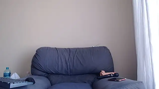 Snapshot of xxZoeyx chatting on 11, 2, 2026 xxZoeyx online show from 11, 2, 2026