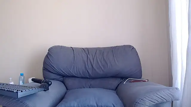 Snapshot of xxZoeyx chatting on 3, 2, 2026 xxZoeyx online show from 3, 2, 2026