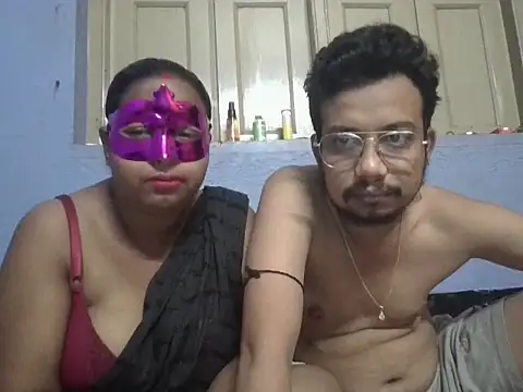 Naina1994 online show from 28, 4, 2026