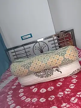 CamGirl Neha online show from 29, 6, 2026