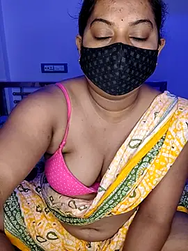 Snapshot of CamGirl_Neha chatting on 4, 5, 2026 CamGirl Neha online show from 4, 5, 2026