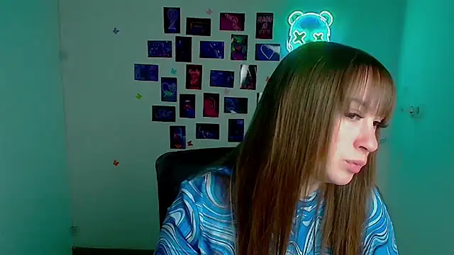 Snapshot of Tiffani_Angel chatting on 15, 4, 2026 Tiffani Angel online show from 15, 4, 2026