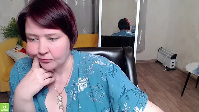 QUEEN02030 online show from 25, 5, 2026