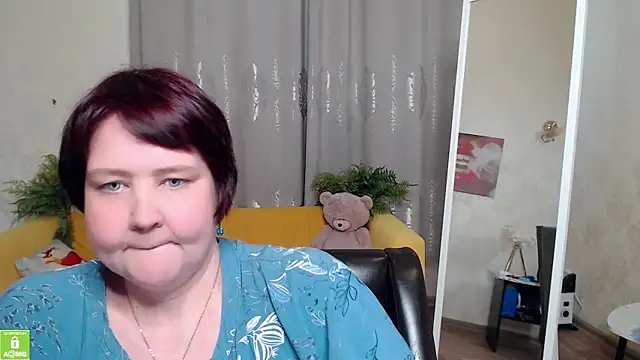 QUEEN02030 online show from 25, 5, 2026