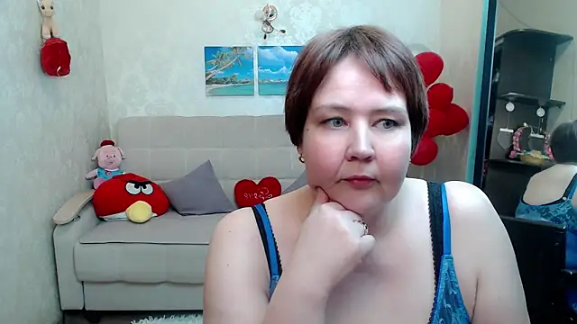 QUEEN02030 online show from 15, 4, 2026