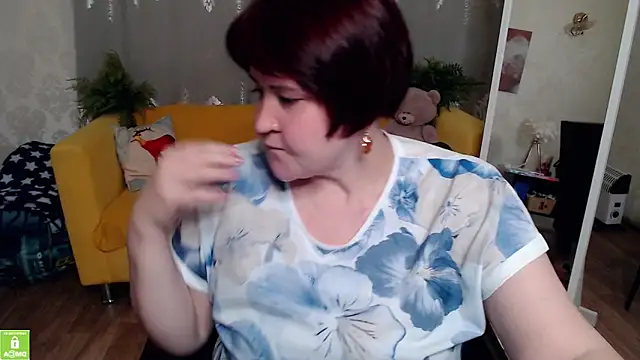 Snapshot of QUEEN02030 chatting on 3, 6, 2026 QUEEN02030 online show from 3, 6, 2026