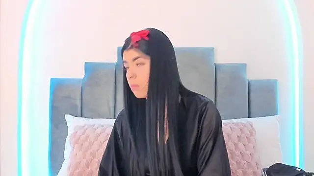 candy luna 03 online show from 4, 4, 2026