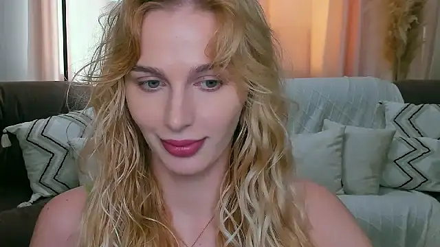 blonde  flirt online show from 17, 4, 2026