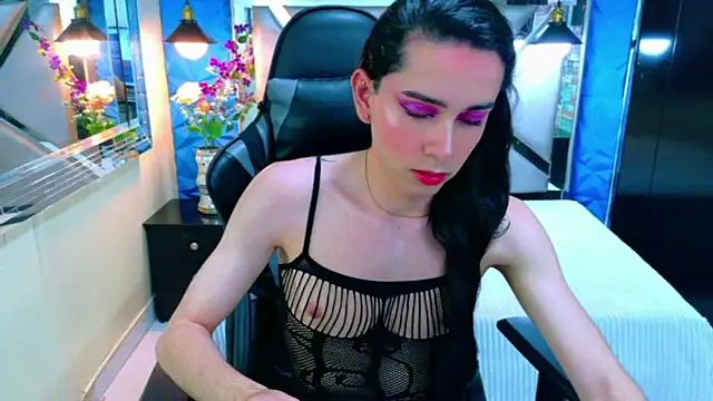 Snapshot of Sharlon_ chatting on 4, 4, 2026 Sharlon online show from 4, 4, 2026