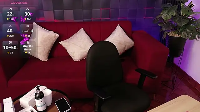 TiffanyCherry  online show from 11, 4, 2026