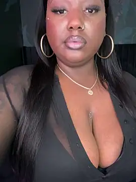 VERALONGG online show from 9, 4, 2026