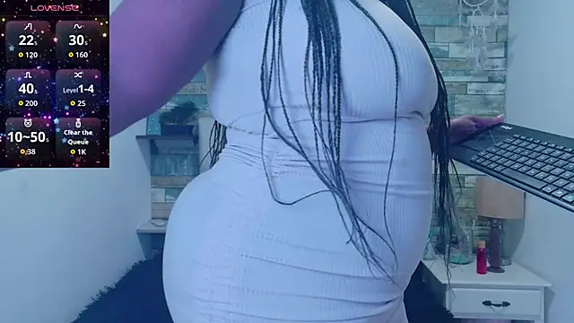Skylernaomi online show from 30, 5, 2026