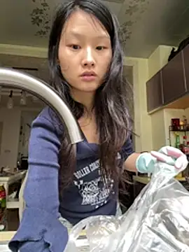 Snapshot of Zbnmji chatting on 22, 5, 2026 Zbnmji online show from 22, 5, 2026