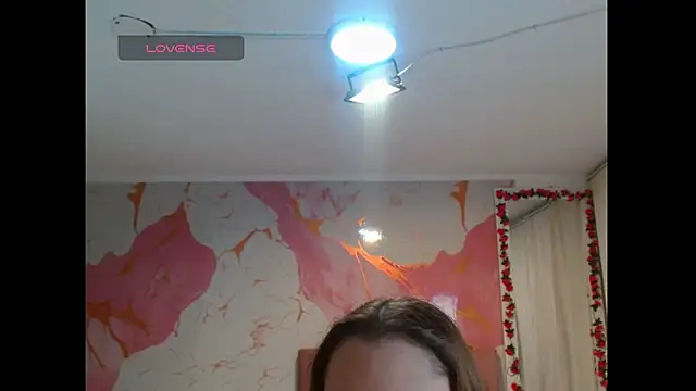 Snapshot of scarlet1609 chatting on 8, 7, 2026 scarlet1609 online show from 8, 7, 2026