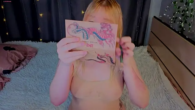 unburnedgirl online show from 27, 5, 2026