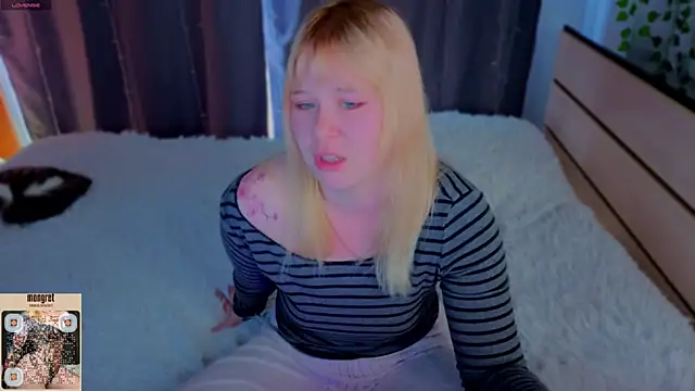 unburnedgirl online show from 10, 5, 2026