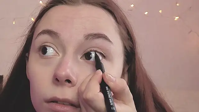 MissyLarde online show from 7, 4, 2026