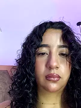 bella swwan  online show from 30, 4, 2026