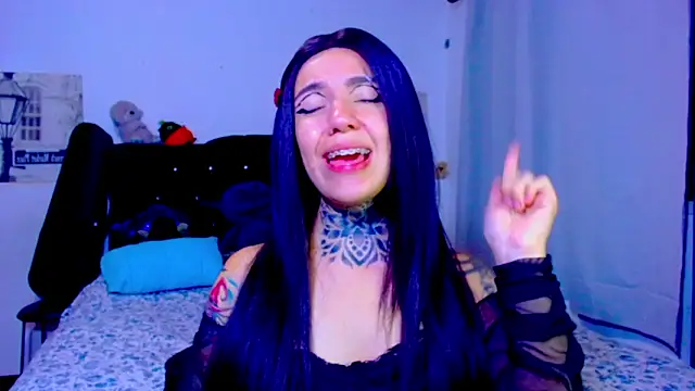 LannieGonzales online show from 23, 5, 2026