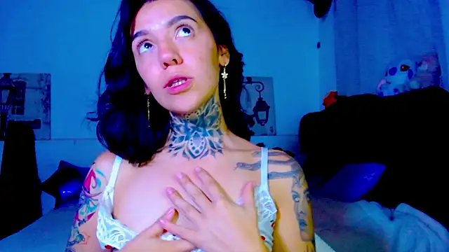 LannieGonzales online show from 14, 5, 2026