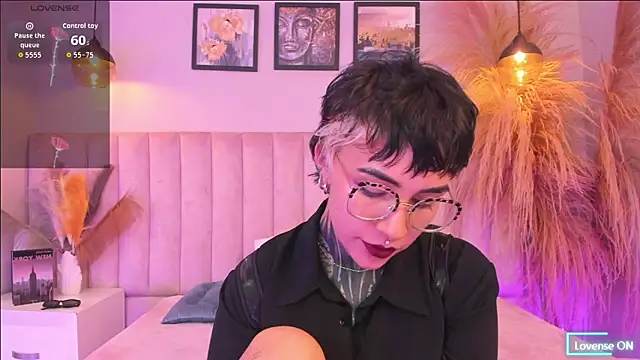 Luana fiore online show from 28, 4, 2026
