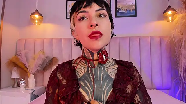Luana fiore online show from 14, 5, 2026