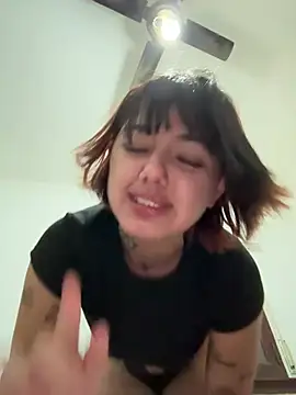 Abrildqquino online show from 23, 6, 2026
