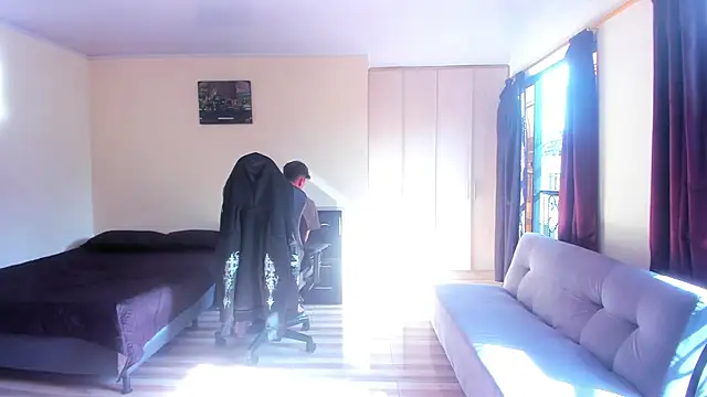 Luke Chill online show from 10, 4, 2026